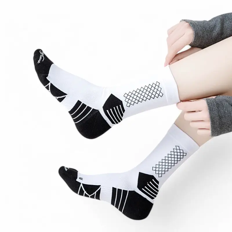 Chaussettes randonnée femme - Image 3