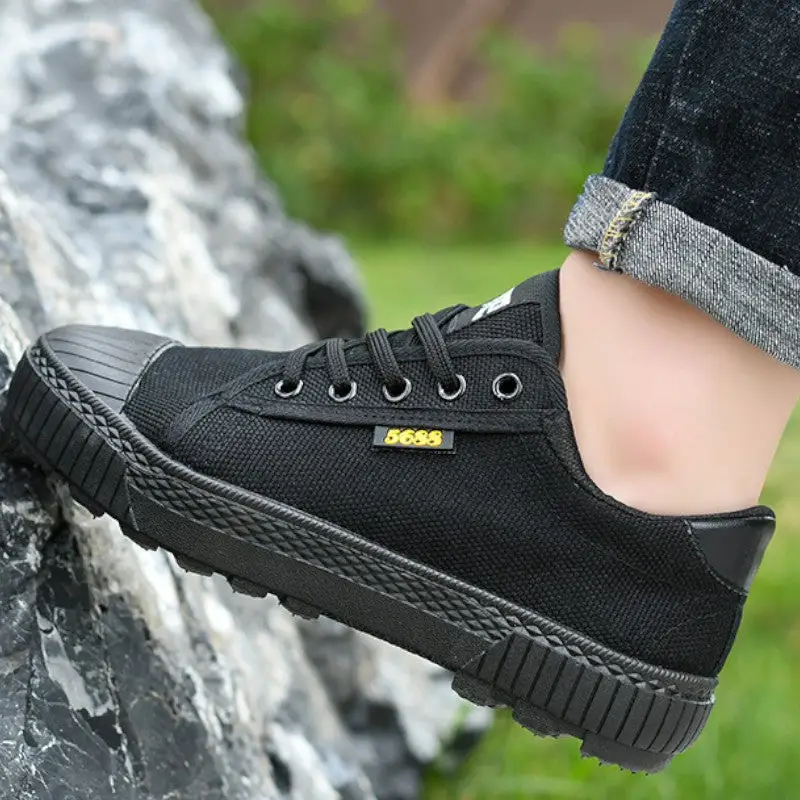 Chaussure homme style militaire - Image 3