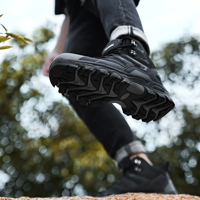 Chaussure randonnée noire - Image 16