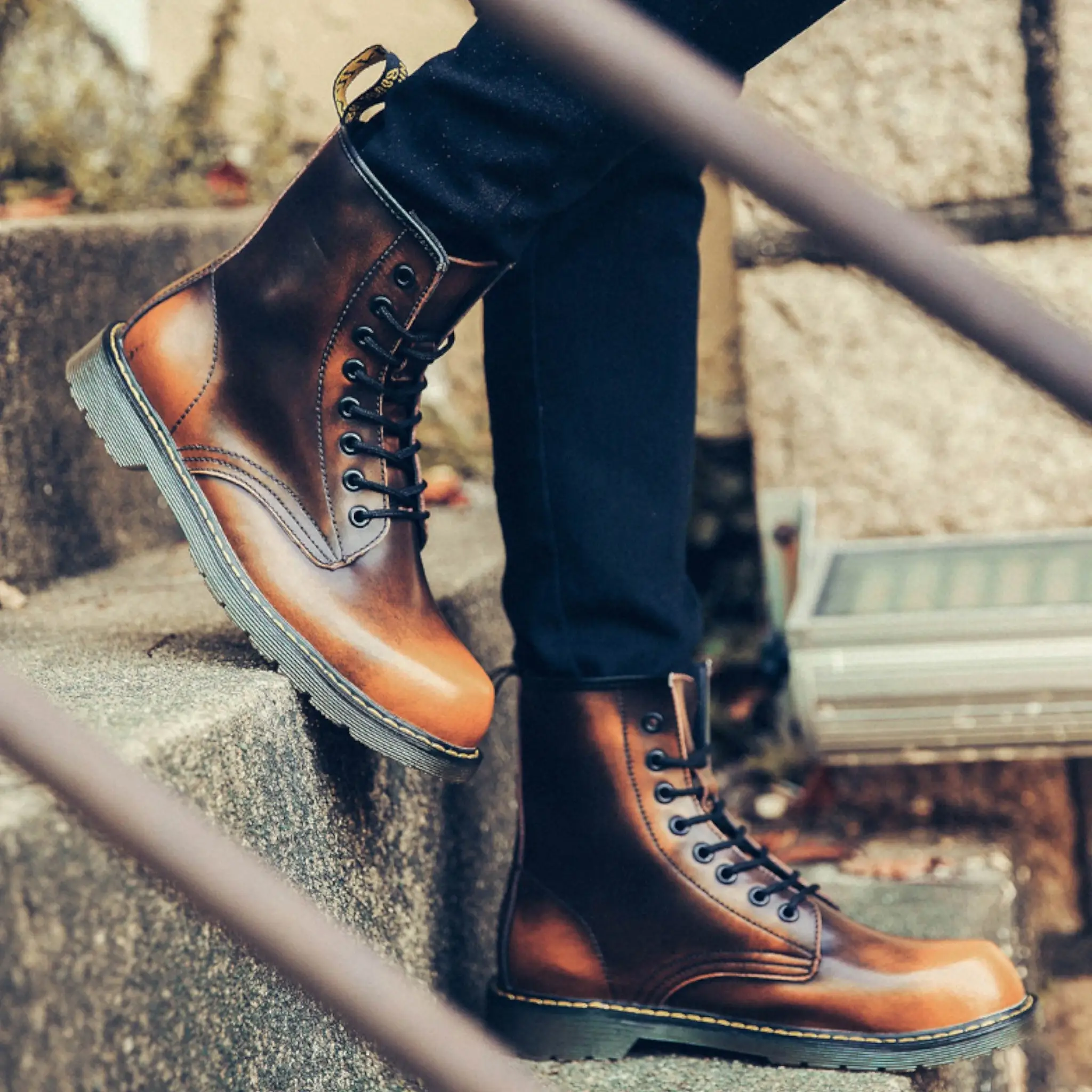 Chaussures style rangers femme - Image 15