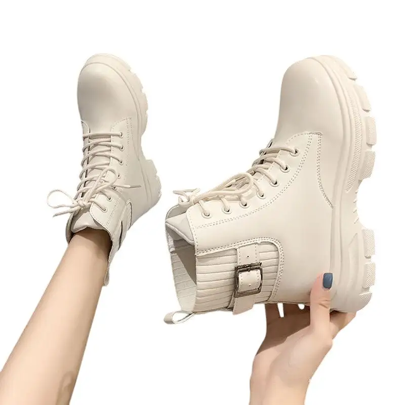 Chaussures type rangers femme - Image 11