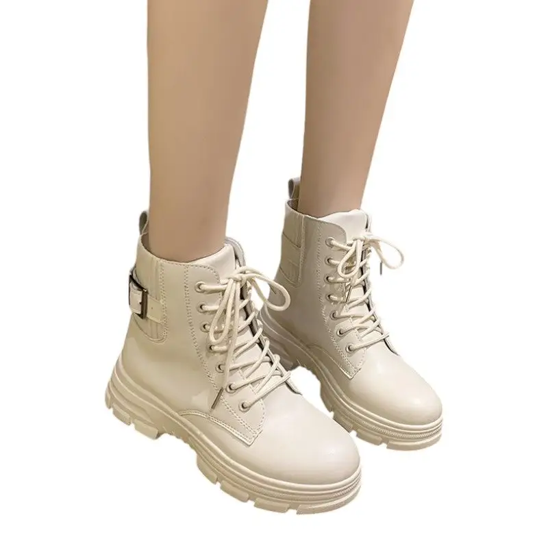 Chaussures type rangers femme - Image 9
