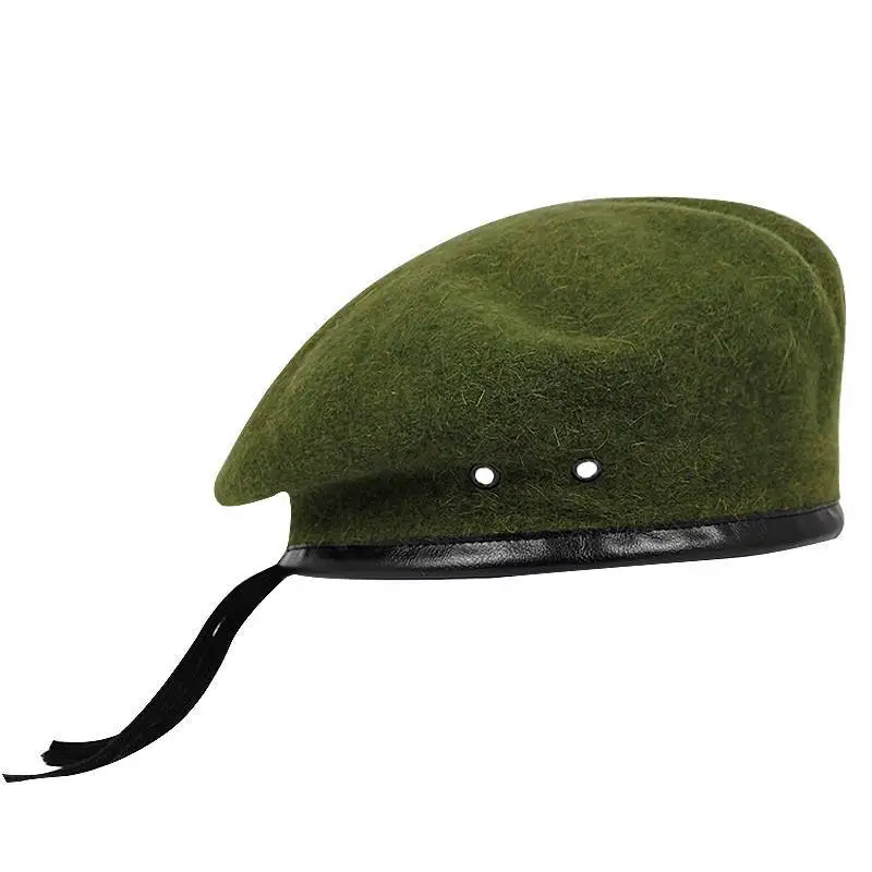 Le petit beret - Image 9