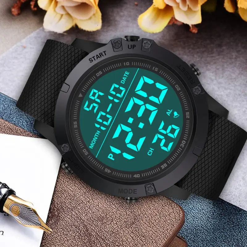 Military watches special forces - Image 3