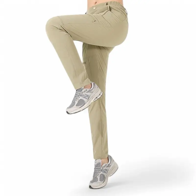 Pantalon femme pour randonnée pratique de qualité - Image 22