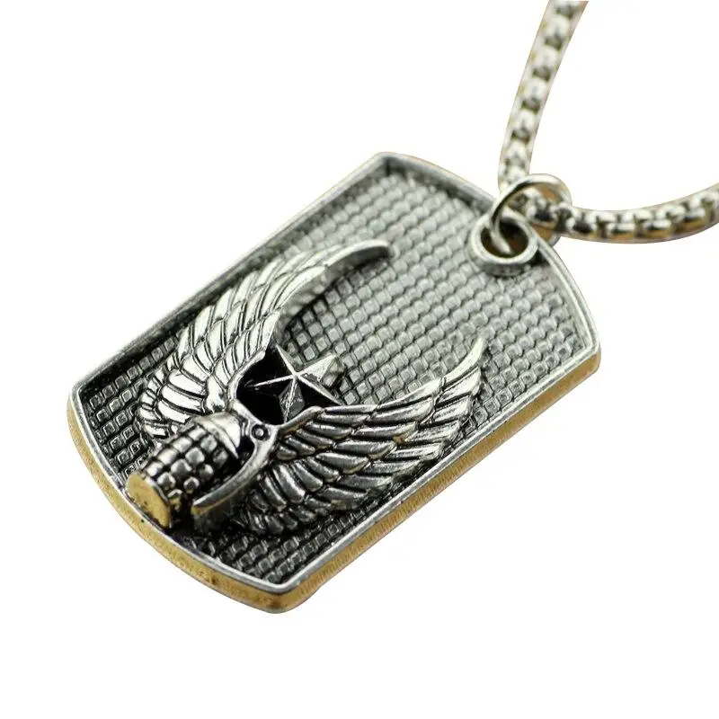 PLAQUE MILITAIRE - AIGLE SANGLANT (ARGENT)