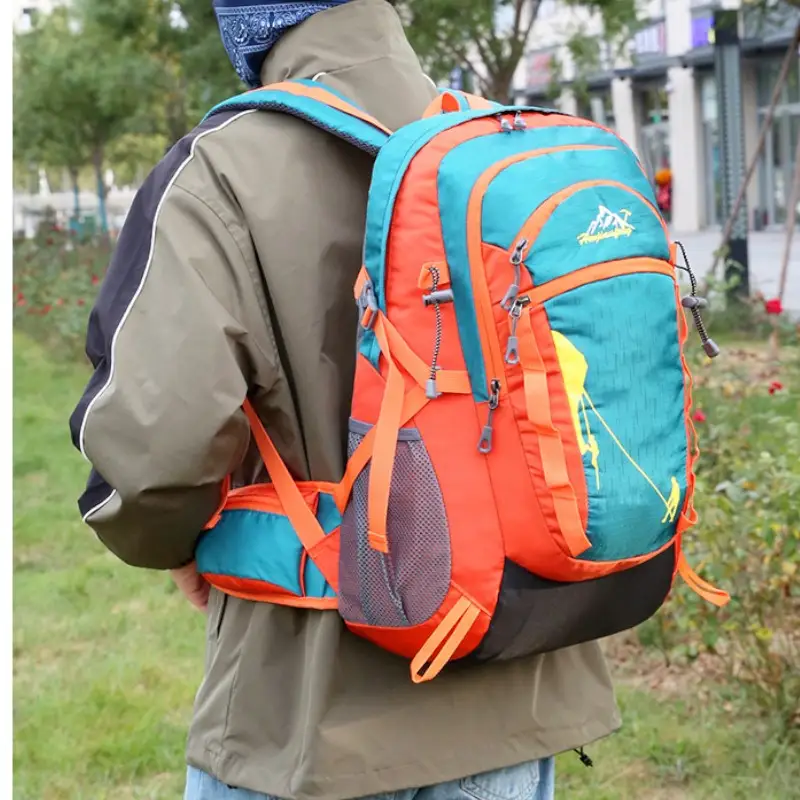 Sac à dos randonnée robuste femme - Image 6