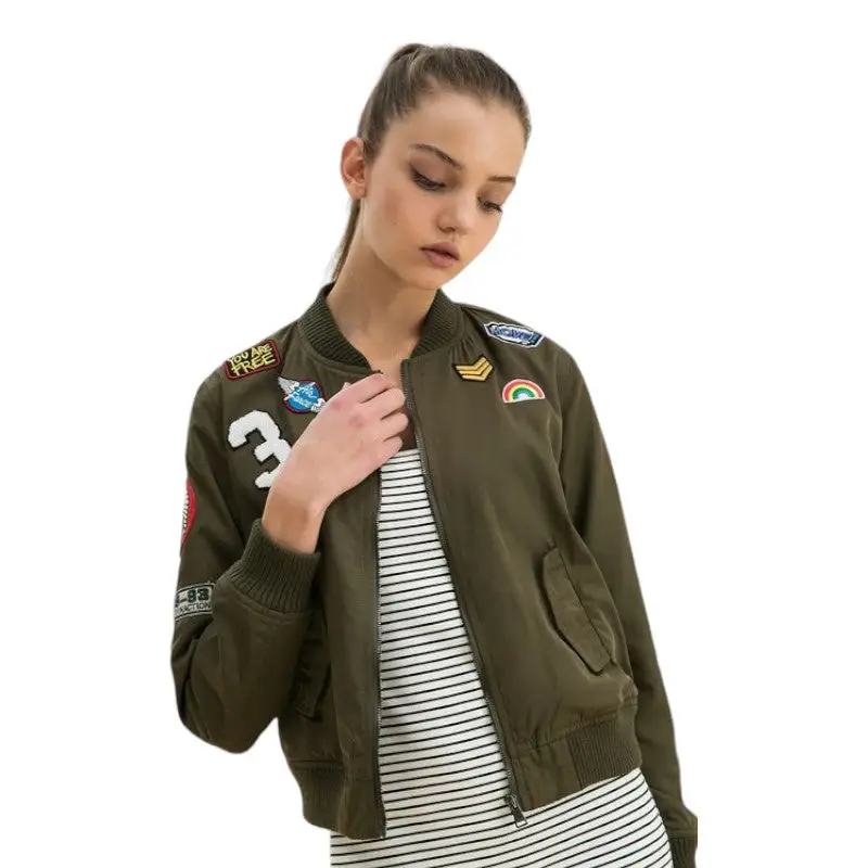 Veste militaire écusson femme - Image 3