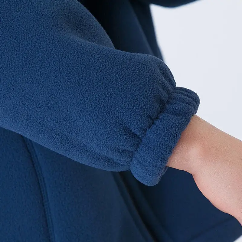 Veste polaire militaire bleu marine - Image 11